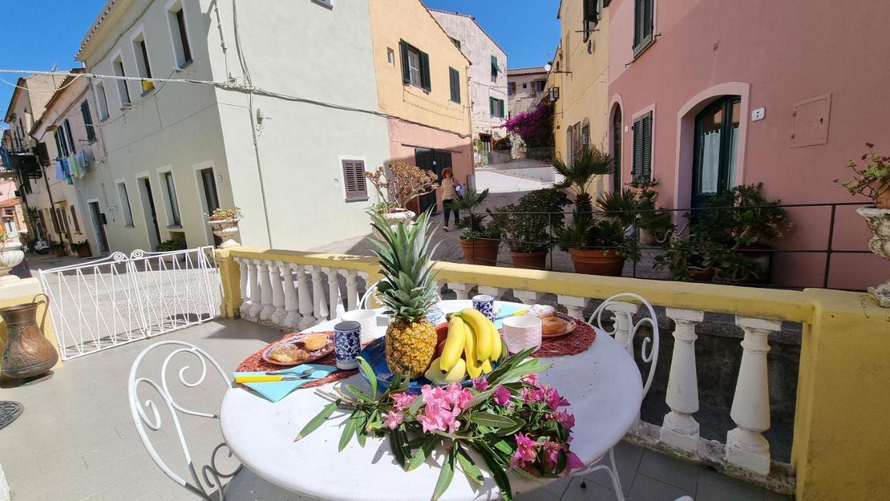 La Terrazza Nel Cuore Di Capoliveri 外观 照片